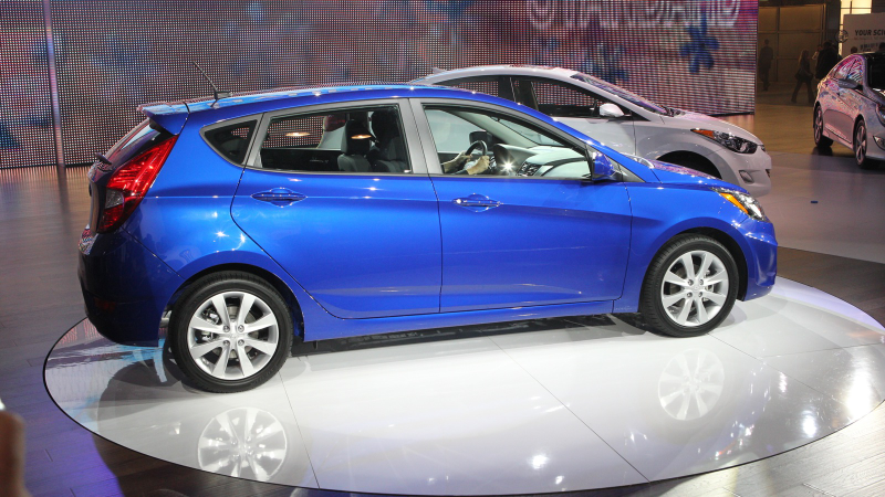 Illustration for article titled 2012 Hyundai Accent is here to give Honda the Fits